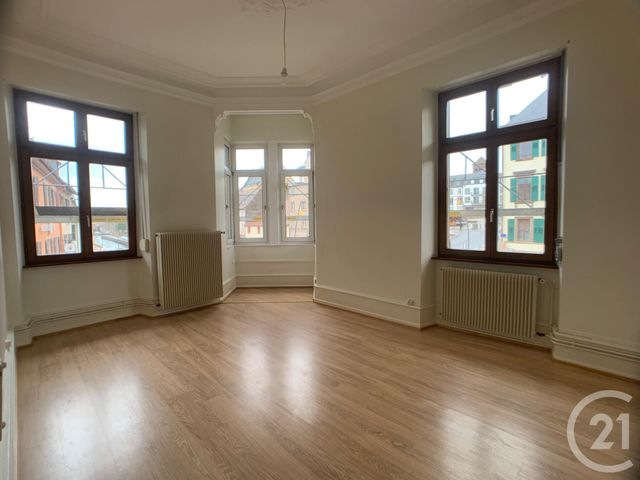 Appartement F4 à louer - 4 pièces - 91.78 m2 - SAVERNE - 67 - ALSACE - Century 21 Pays Du Haut Barr